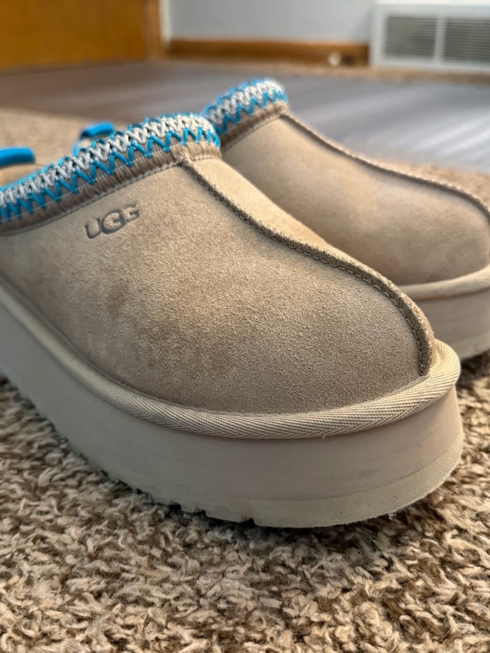 UGG women’s Tasman
